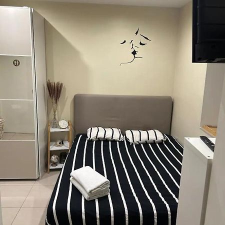 Appartement Spacieux Avec Terrasse Et Garage Prive Brussels Ngoại thất bức ảnh