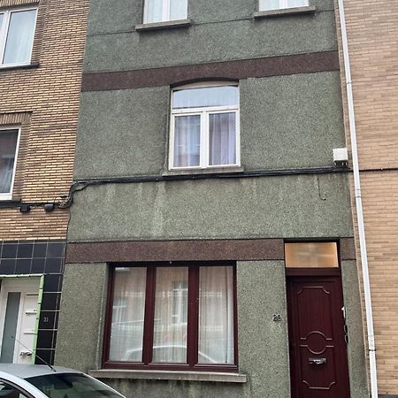 Appartement Spacieux Avec Terrasse Et Garage Prive Brussels Ngoại thất bức ảnh