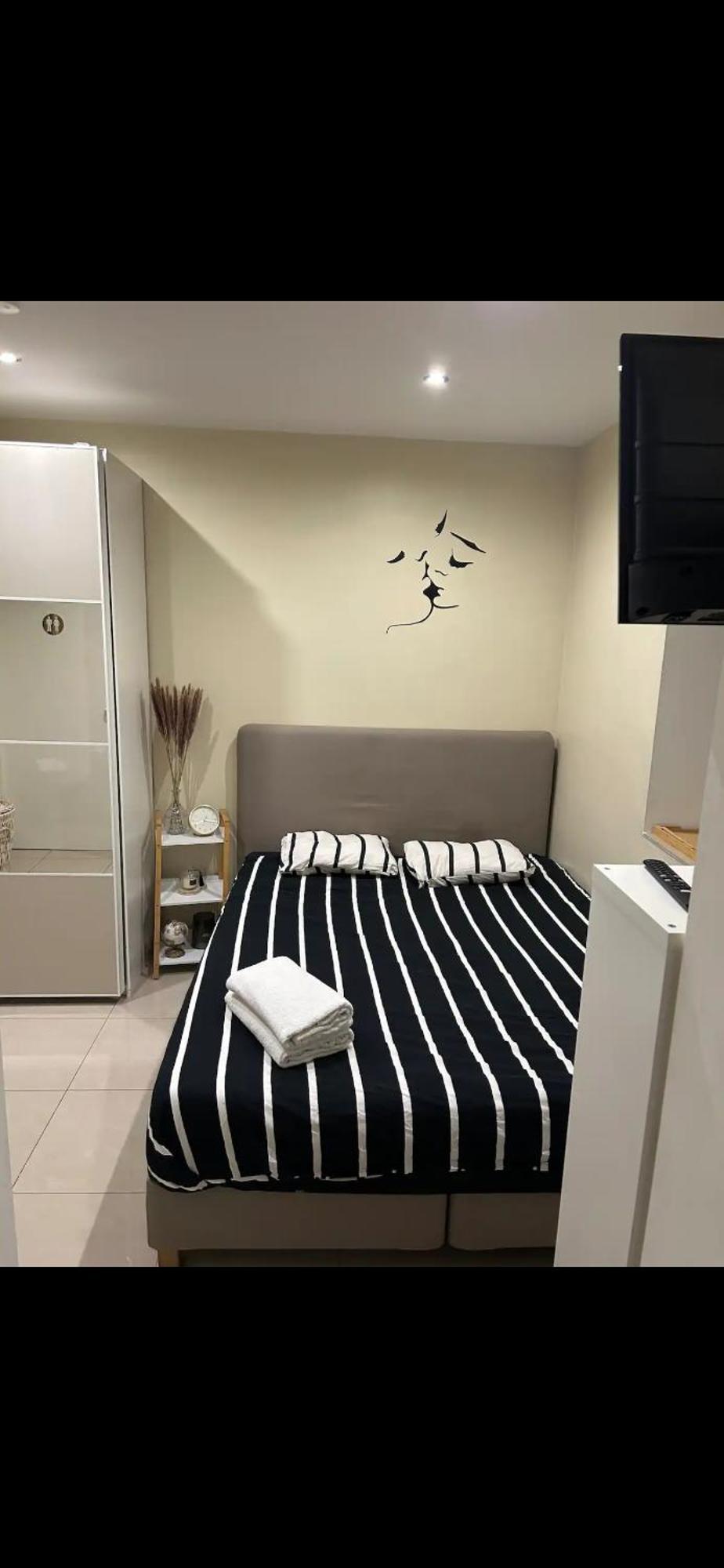 Appartement Spacieux Avec Terrasse Et Garage Prive Brussels Ngoại thất bức ảnh